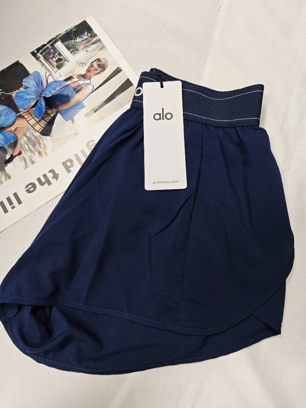 NWT ALO Yoga Match Point Short Navy ๐คโ๏ธ - Picture 5 of 8
